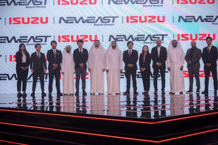 شراكات استراتيجية وتوسع مدروس يعززان مكانة نيو إيست في السوق السعودي والإقليمي نيو إيست تواصل توسعها في المملكة بافتتاح فرع في الرياض