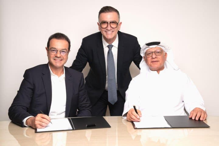 مجموعة مغربي للتجزئة، الرائدة في عالم النظارات في الشرق الأوسط، تعتزم الاستحواذ على كيفان للبصريات الرائدة في سوق التجزئة الكويتي،
