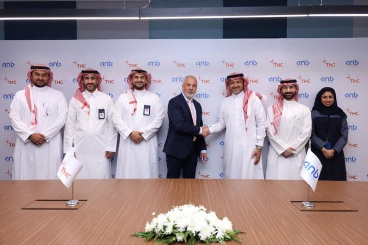 البنك العربي الوطني (anb) يقدّم 600 مليون ريال تسهيلات ائتمانية إسلامية لشركة الطائرات المروحية (THC)