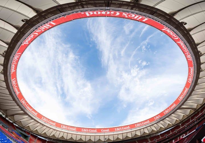 LG DELIVERS MASSIVE RIBBON BOARD TO ICONIC MADRID FOOTBALL STADIUM