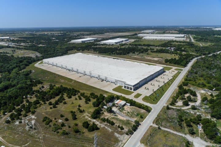Arcapita Exits FedEx Distribution Facility to Ares