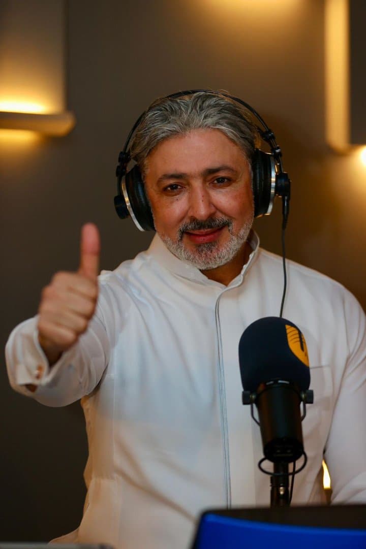 محمد المقبل.. خمسة عشر عامًا من “جيم ولياقة” على UFM وصوت ثابت في الإعلام الرياضي