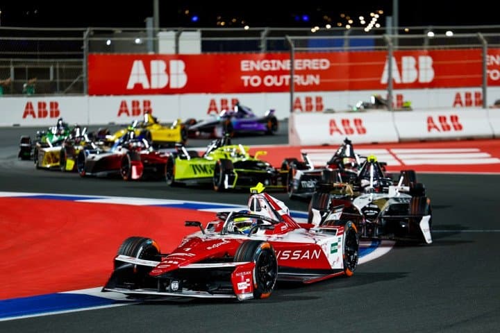 Nissan Formula E Team scores third podium of Season 12 in Jeddah