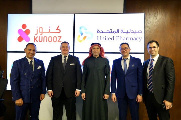 شركة المتحدة للأدوية تعلن توقيع اتفاقية مع شركة العالمية للصحة للاستحواذ على صيدليات كنوز