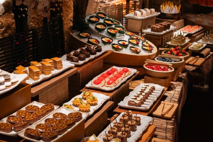 Zuma Brings Its Renowned Weekend Brunch to Riyadh with Signature Japanese Flavours