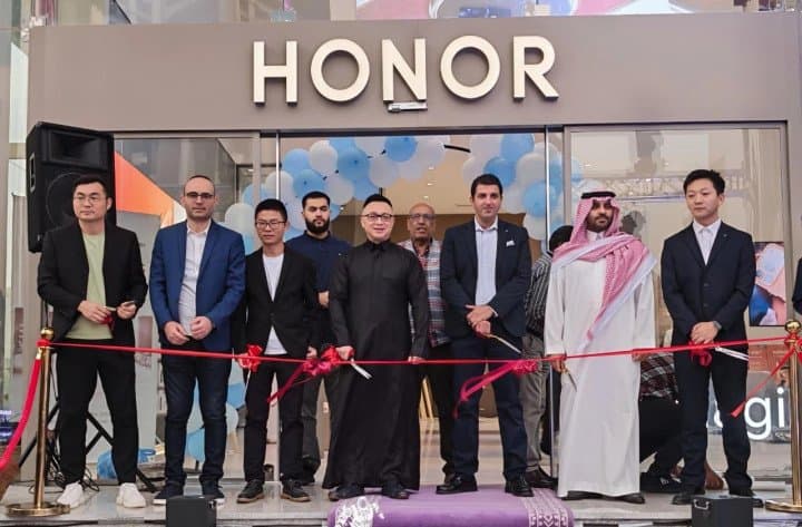 HONOR تطلق أول وأكبر مركز خدمة ما بعد البيع من نوعه في المملكة العربية السعودية