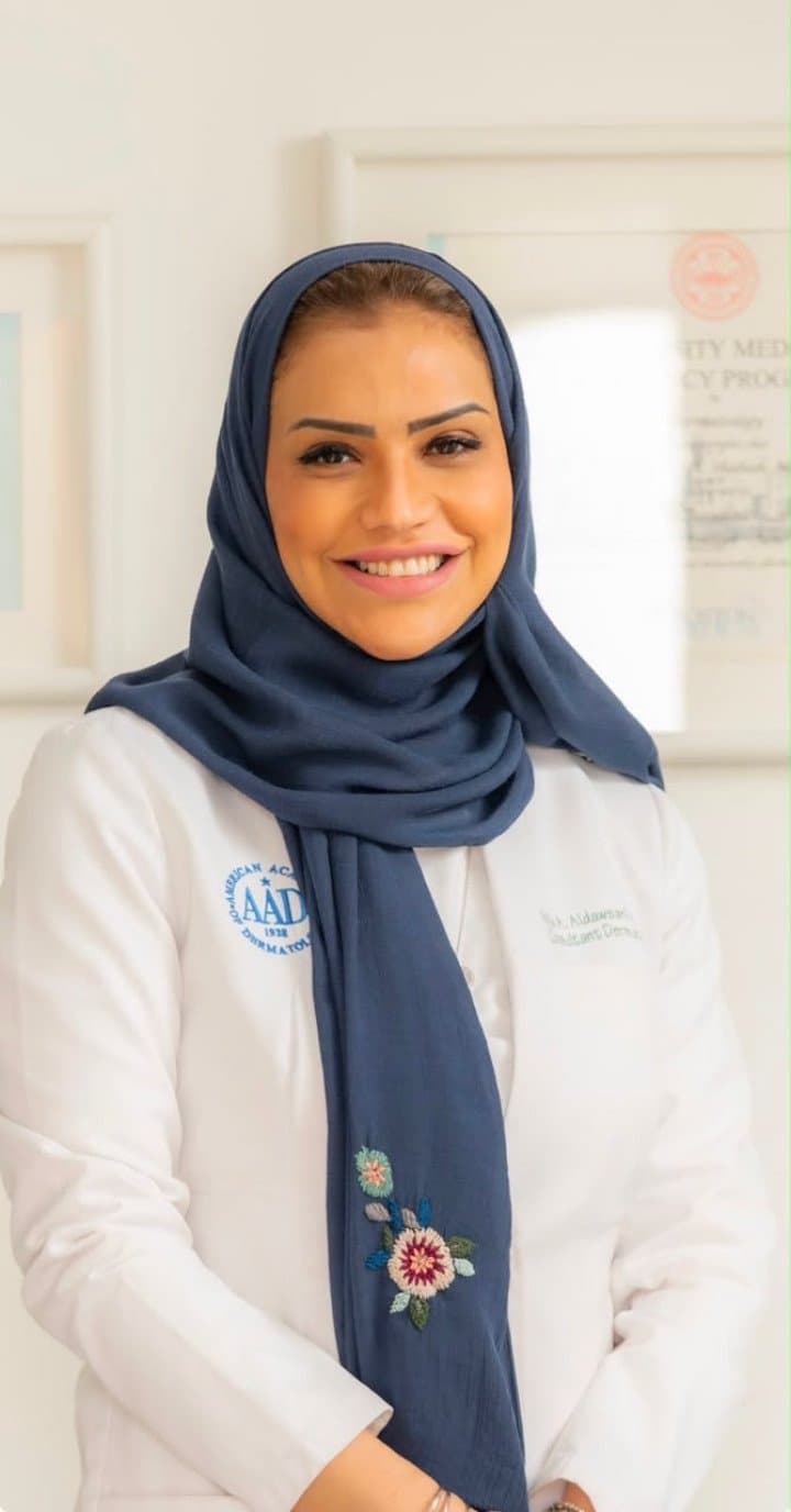 الحزام الناري... الوعي والوقاية مفتاح الحد من مرض قد تستمر مضاعفاته لسنوات .. بالتزامن مع اليوم العالمي لصحة الجلد