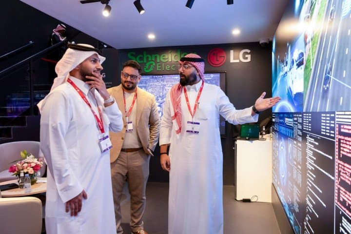 إل جي إلكترونيكس السعودية تتعاون مع شركة تطبيقات الخليج (GAPP) لعرض الجيل الأحدث من حلول الأعمال الذكية خلال مؤتمر "ليب 2026"