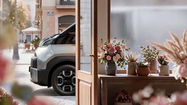 In the run-up for its global debut…The Kia PV7 Teased Ahead of World Premiere at IAA Transportation